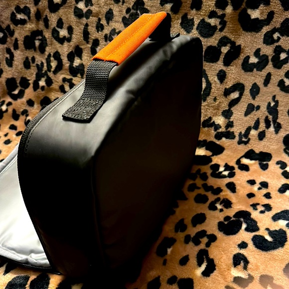 NIKE JUST DO IT BUMPER STICKER FUEL PACK LUNCH BOX INSULATED BLACK/ORANGE - Picture 2 of 4